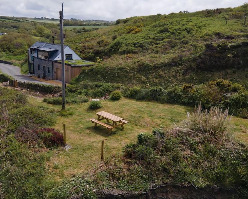 Cliff-Top Cottage On Coast Path W/Panoramic Views Trevine Екстер'єр фото