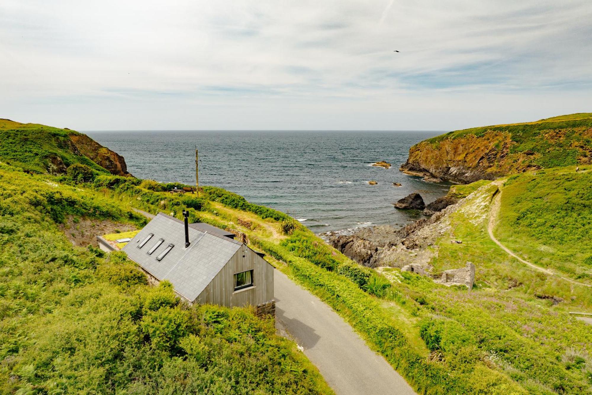 Cliff-Top Cottage On Coast Path W/Panoramic Views Trevine Екстер'єр фото