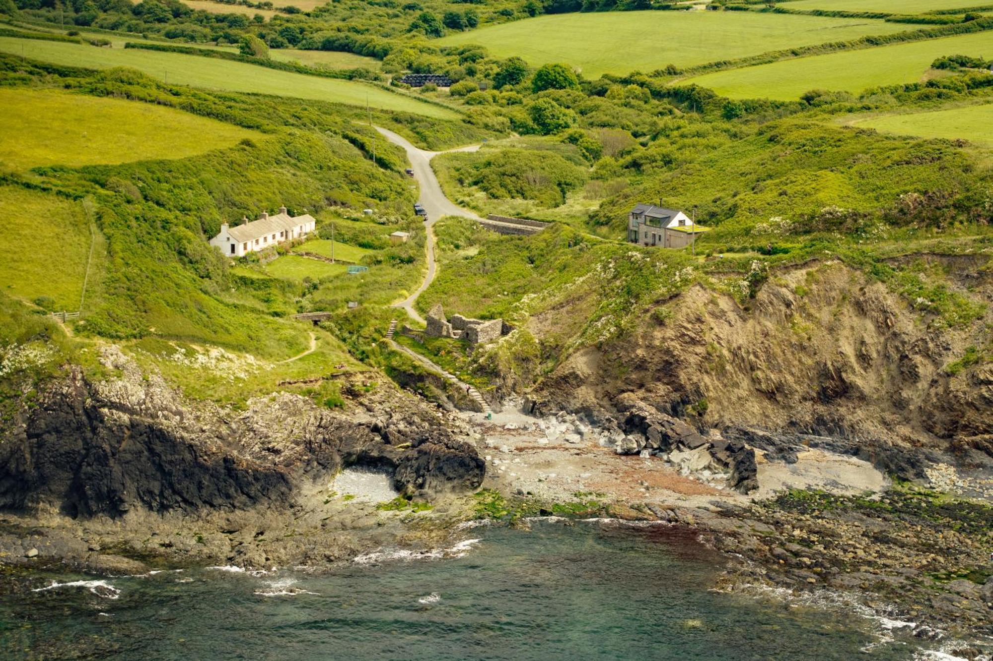 Cliff-Top Cottage On Coast Path W/Panoramic Views Trevine Екстер'єр фото