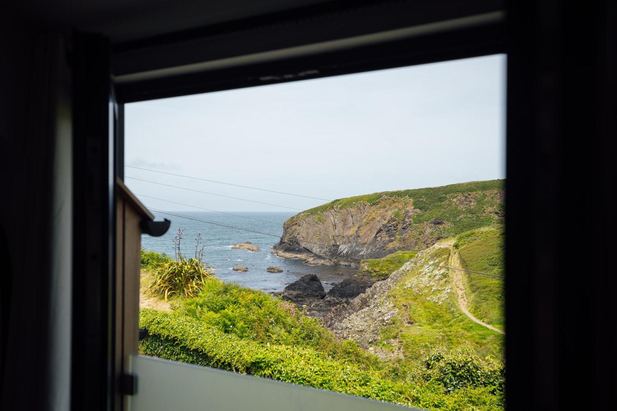 Cliff-Top Cottage On Coast Path W/Panoramic Views Trevine Екстер'єр фото